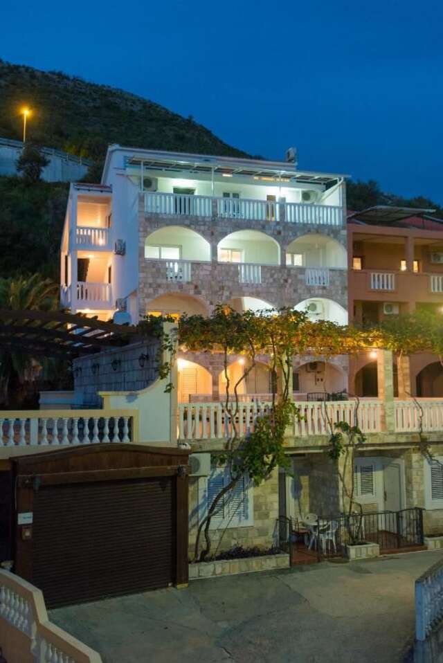 Виллы Vila Vukotić Петровац-14