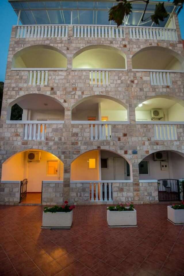 Виллы Vila Vukotić Петровац-5